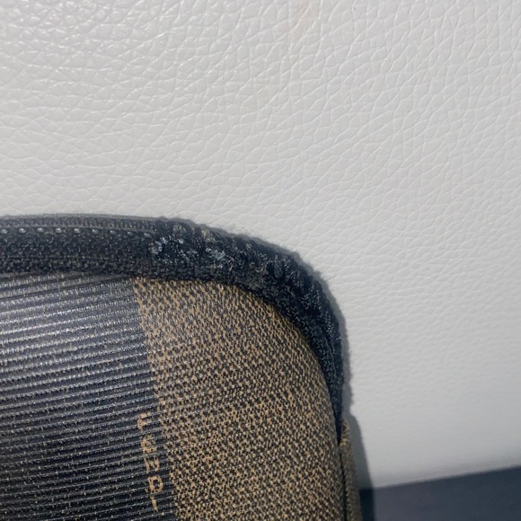 Authentic vintage Fendi Pequin stripe cosmetic pouch - Picture 3 of 10